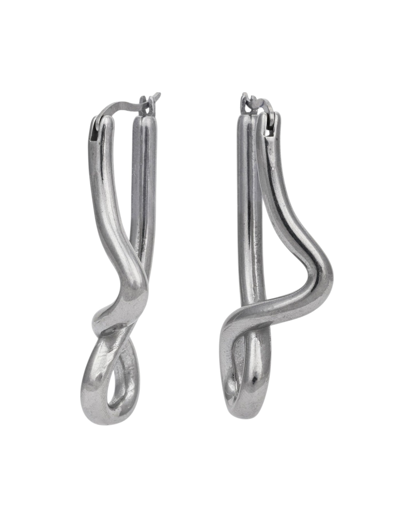 Wavy Silver Drop Earrings in Silver