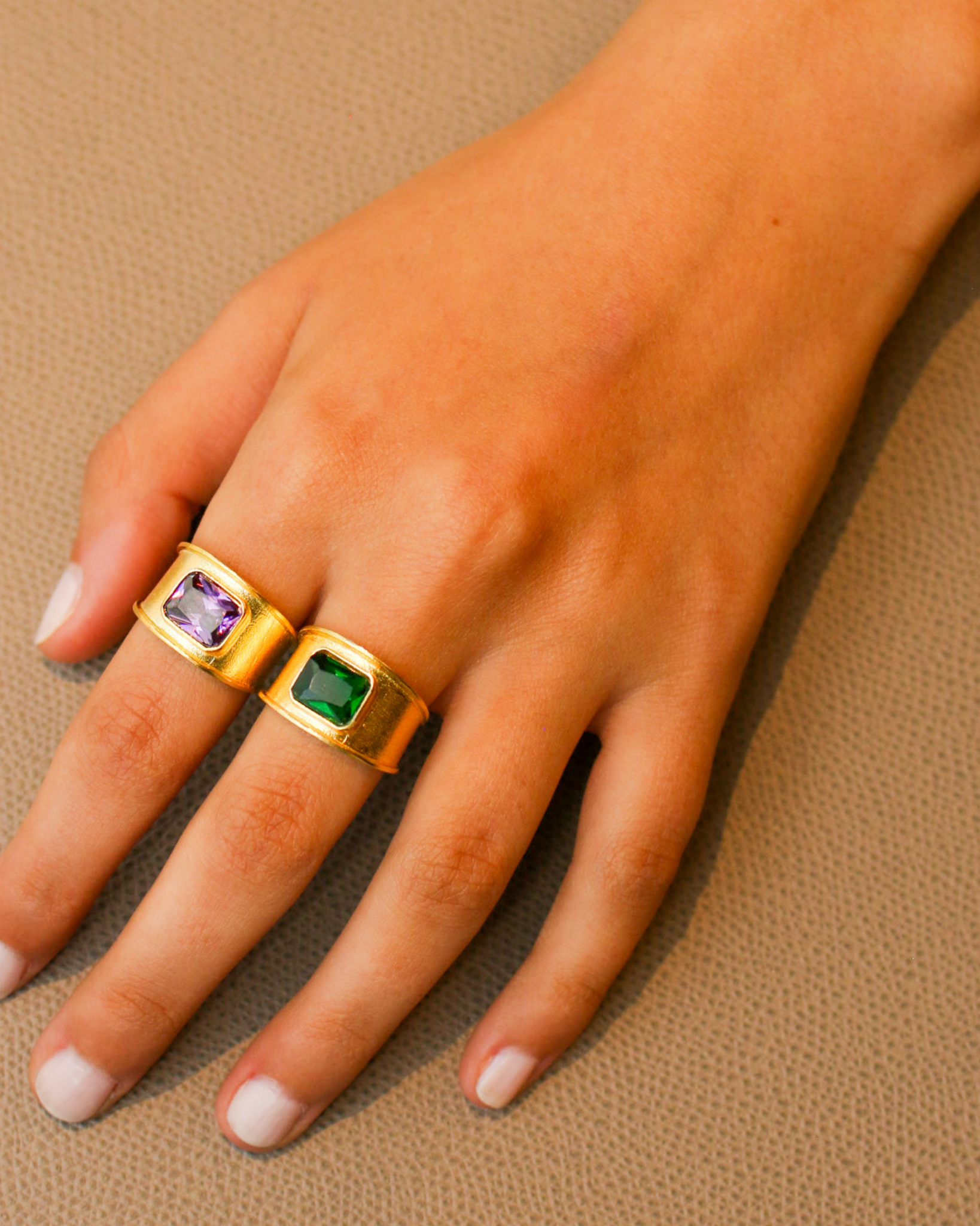 Gold Purple Amethyst Gemstone Signet Ring