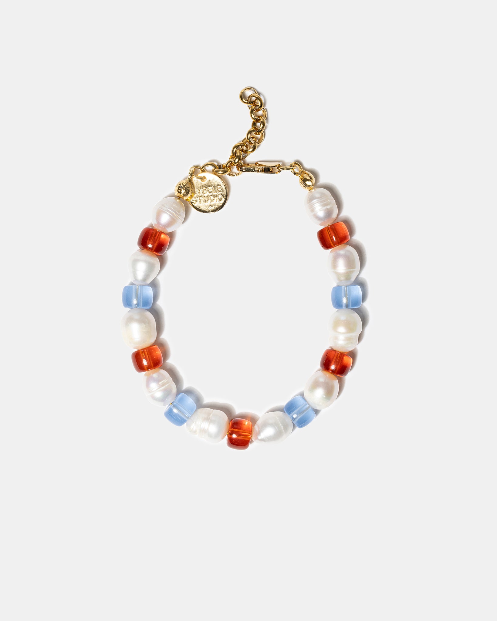 Colorful freshwater pearl bracelet with glass beads