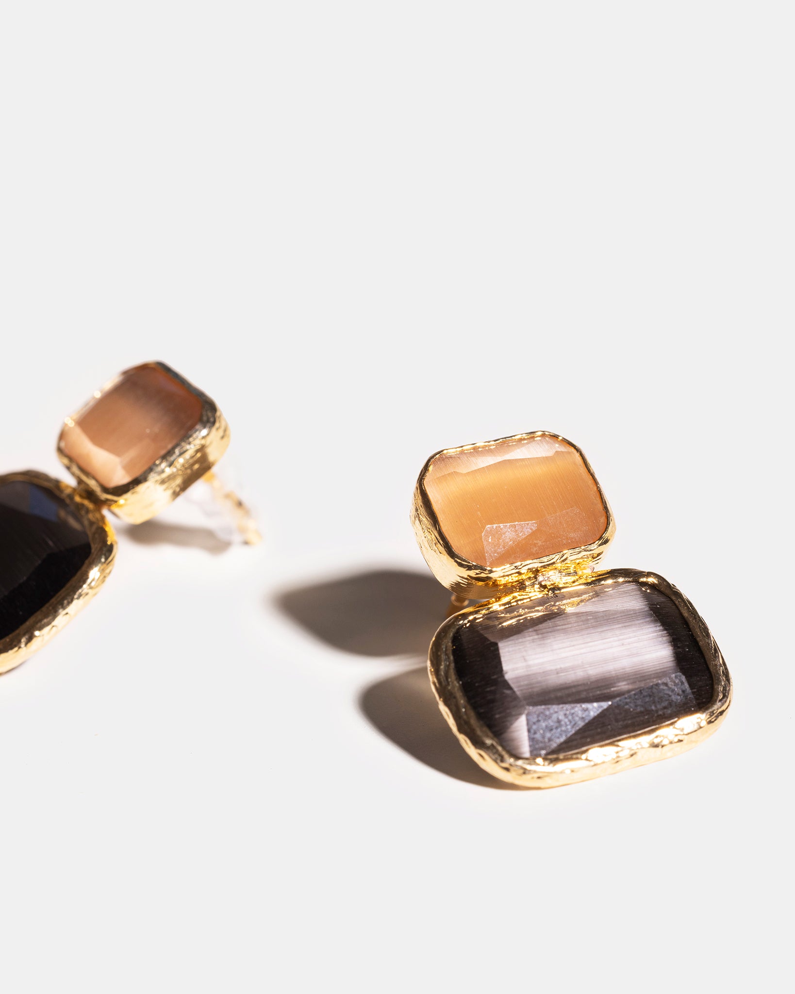Gold Color Block Cat's Eye Earrings in Anthracite & Champagne