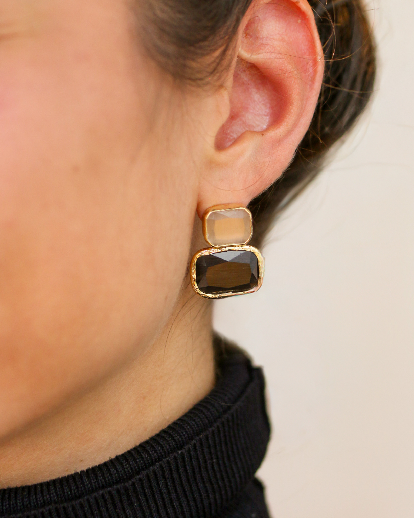Gold Color Block Cat's Eye Earrings in Anthracite & Champagne