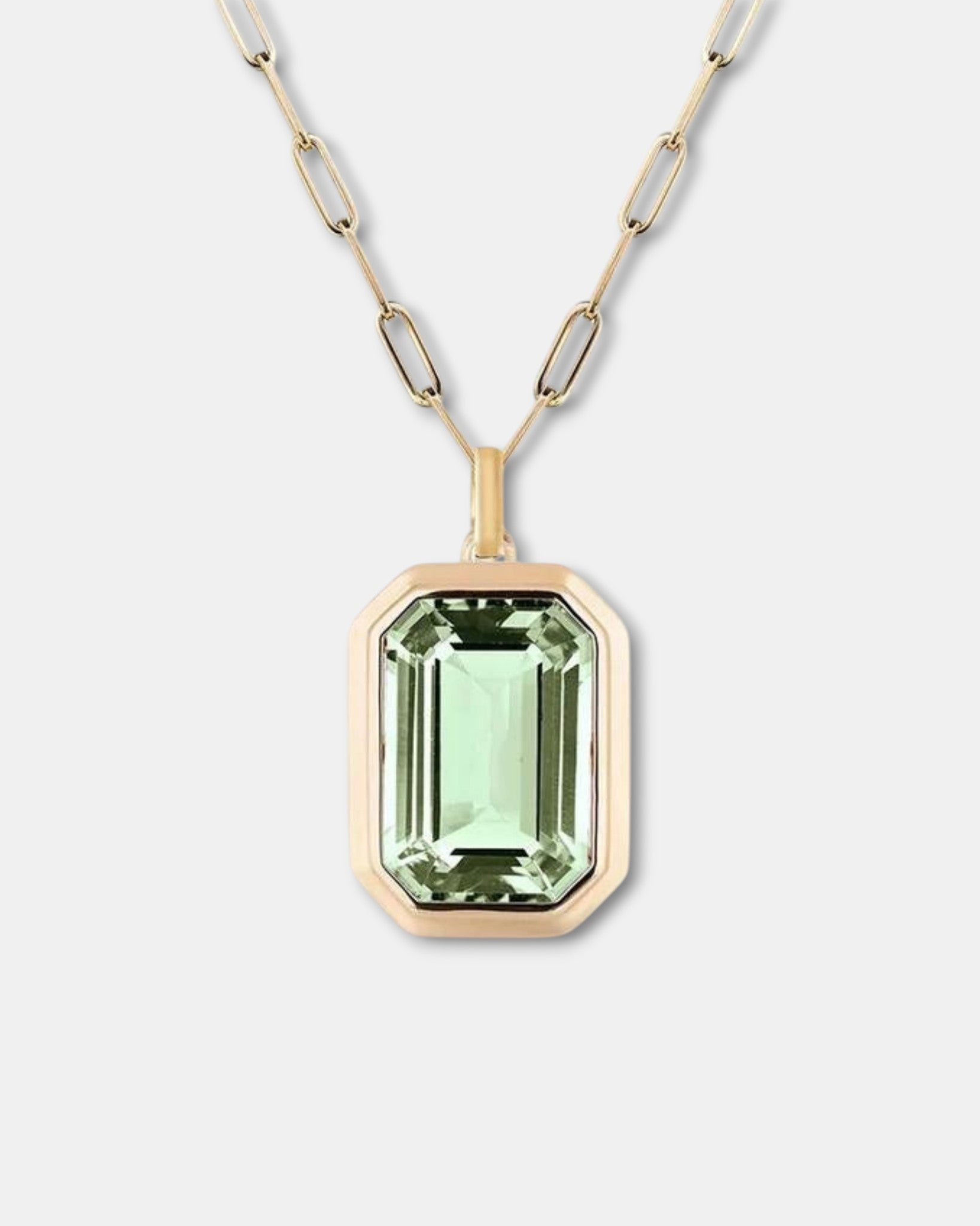 Emerald Radiance Necklace in Gold
